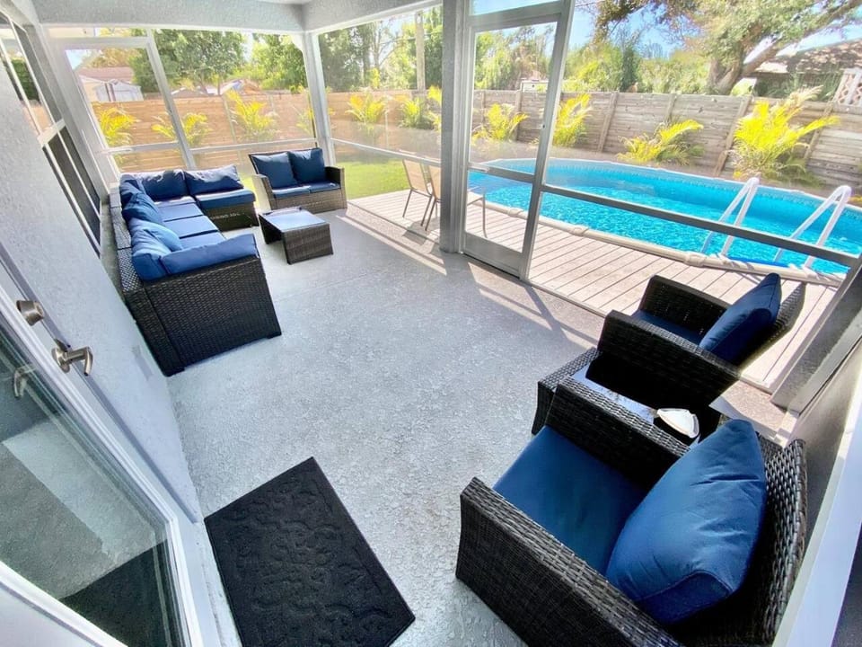 Florida Serene Luxury Retreat Pool Spa Oasis Villa in South Venice