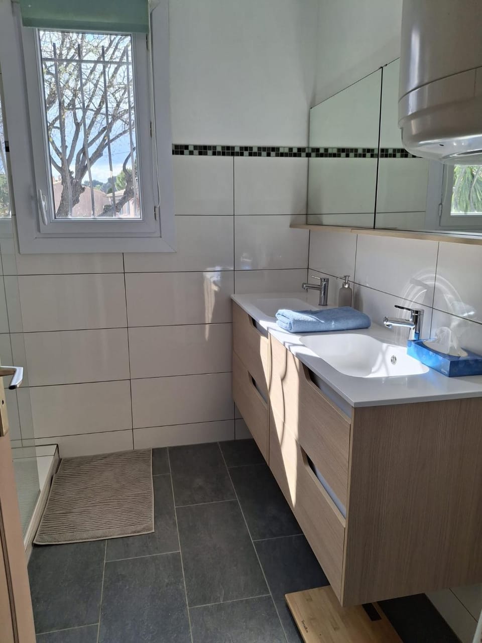 Charmant T3 dans villa proche de la mer Apartment in French Riviera