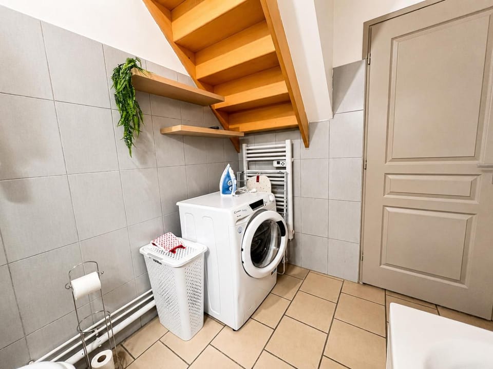 flat iron, storage, washing machine