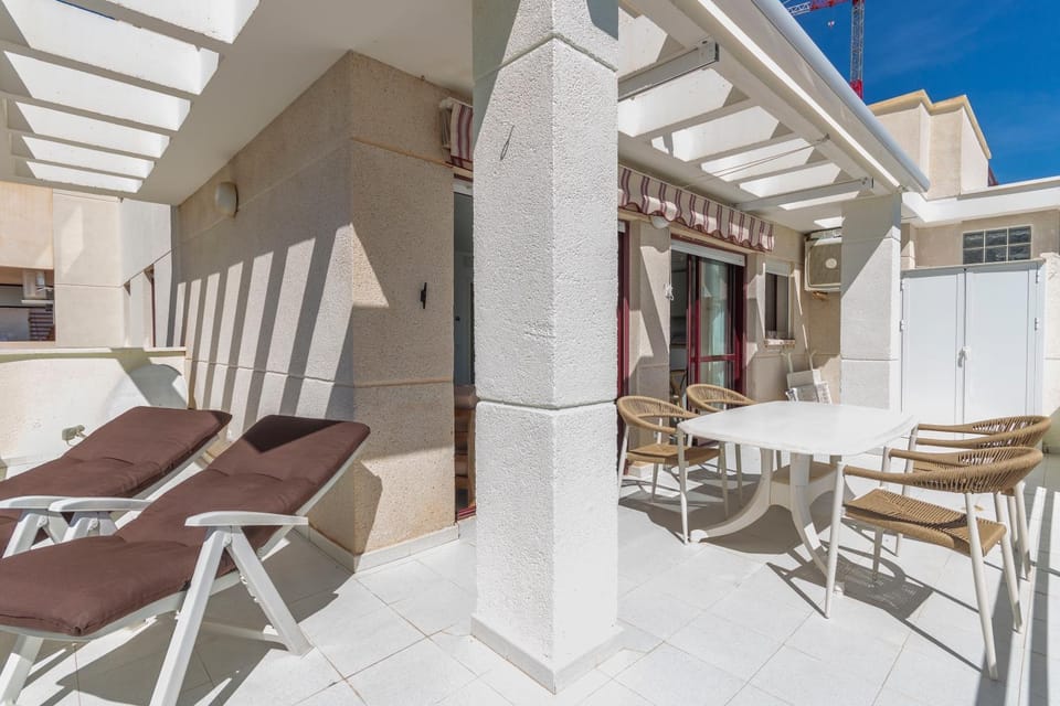 Patio, Balcony/Terrace, Seating area, sunbed