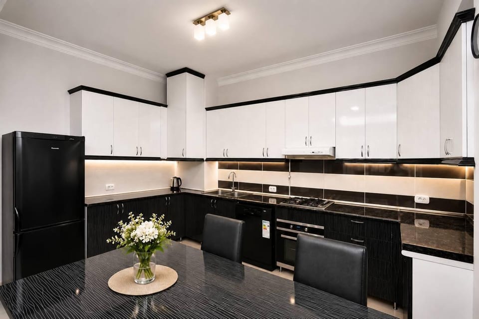 Dining area, dishwasher, oven, stove, kitchen