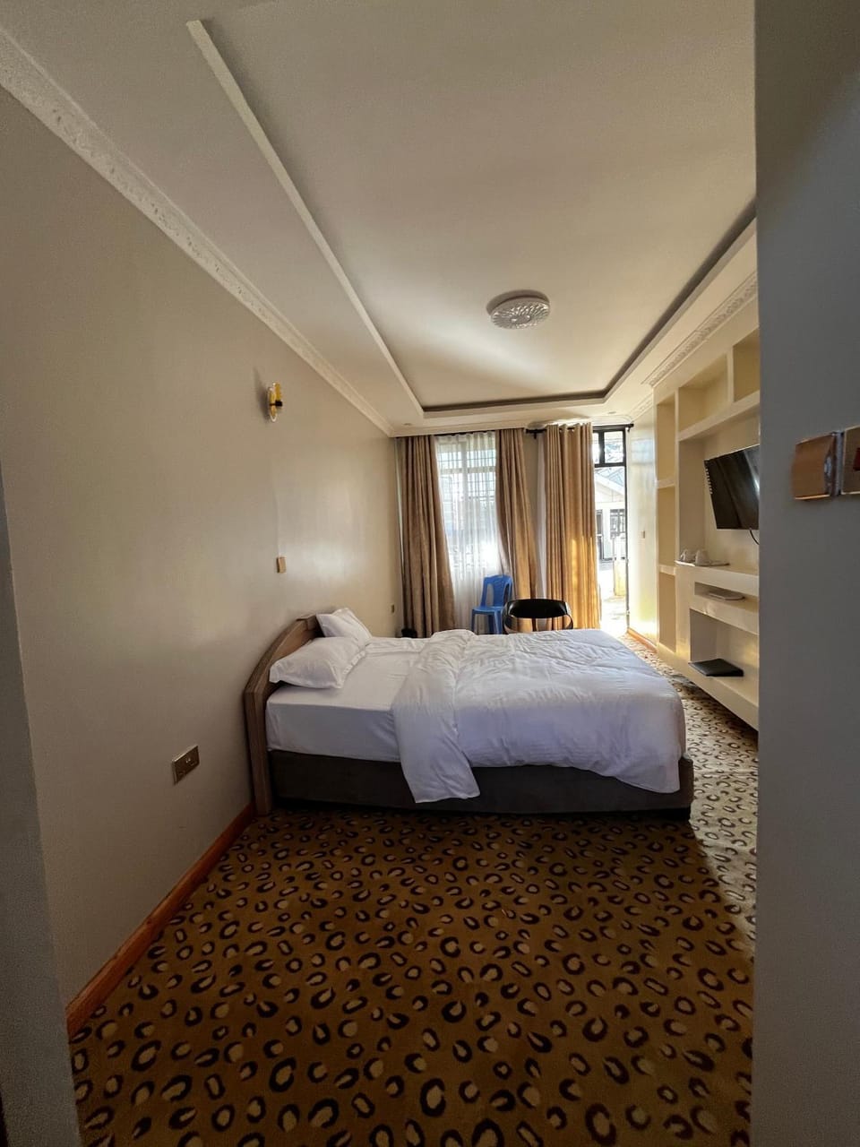 Bed, Photo of the whole room