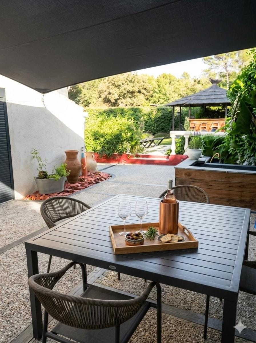 Patio, Garden view