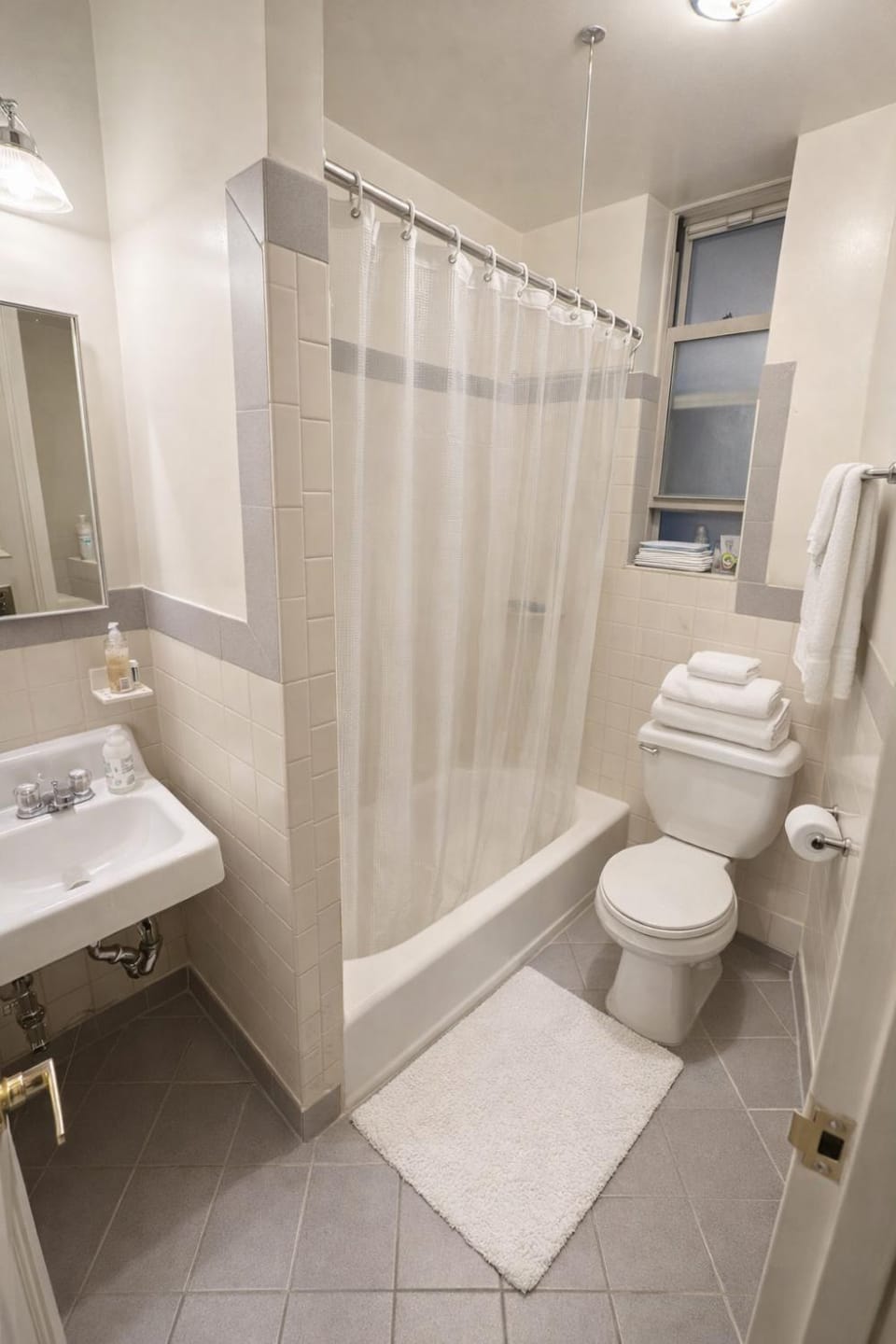 Bathroom, Bath