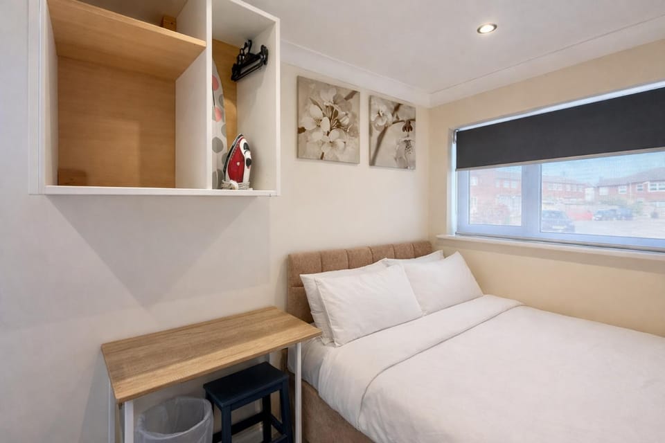 Modern compact Studio APT near City Centre Apartment in Colchester