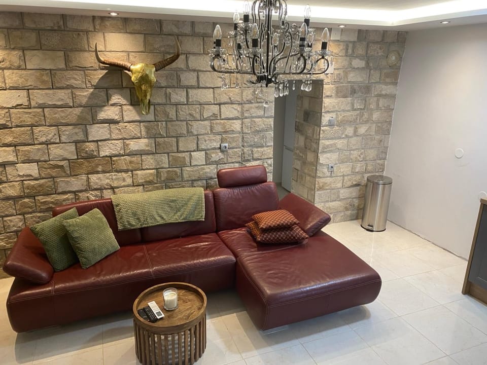 Apartment of Silence Kotor Apartment in Muo