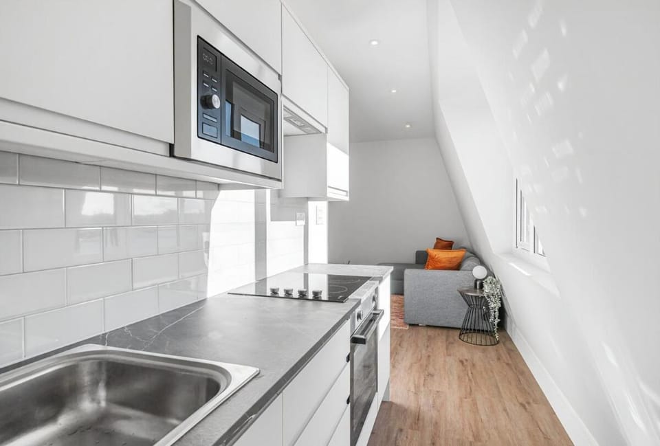 Spacious 2 bed Flat in Tooting near Northern Line Apartment in London