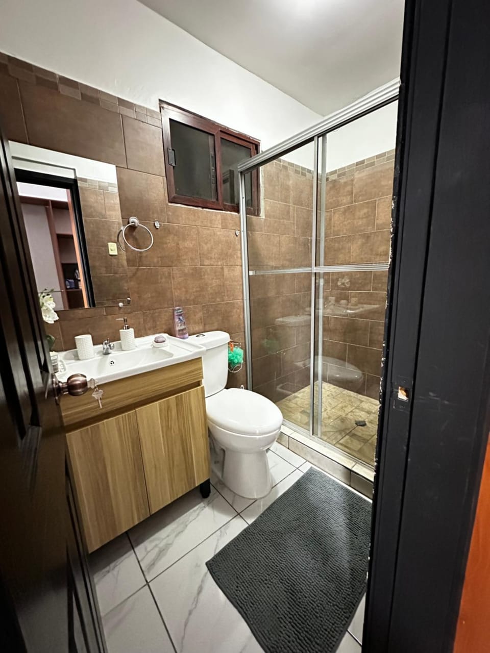 Shower, Toilet, Bathroom