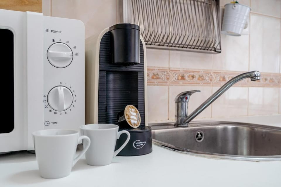 Coffee/tea facilities, Kitchen or kitchenette