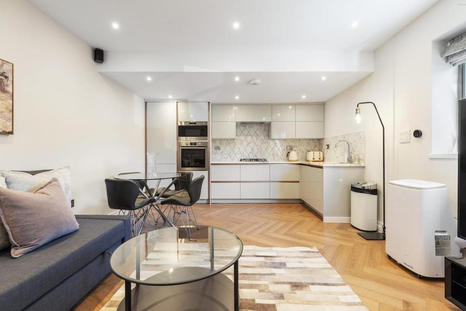 Stylish 1Bed Getaway with Free Parking Apartment in London Borough of Croydon