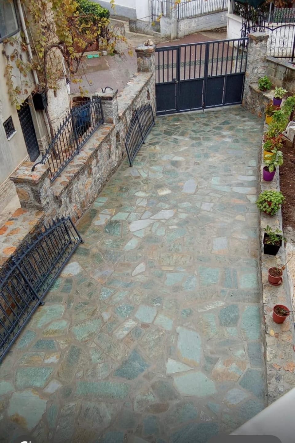 Vila Du Lac Blue House in North Macedonia
