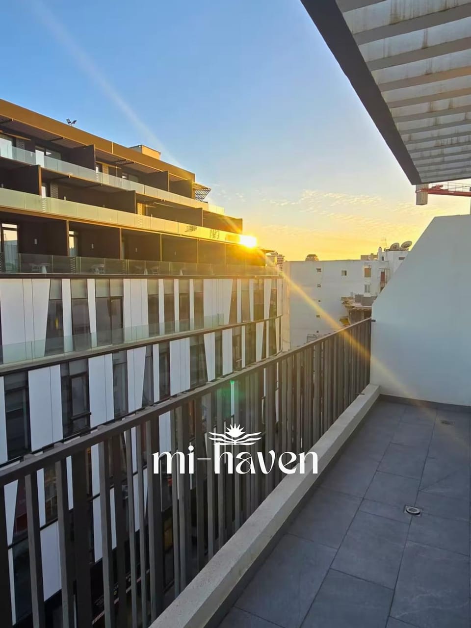 Loria - Self Check-in - 5m from CFC Apartment in Casablanca