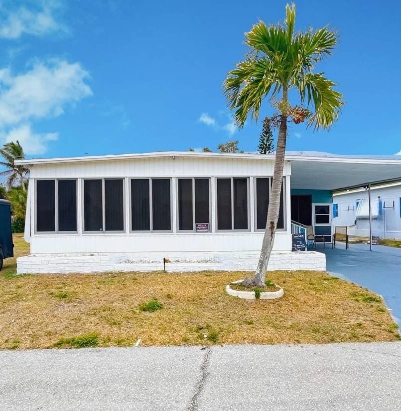 Beach House in Paradise Apartment in Lee County