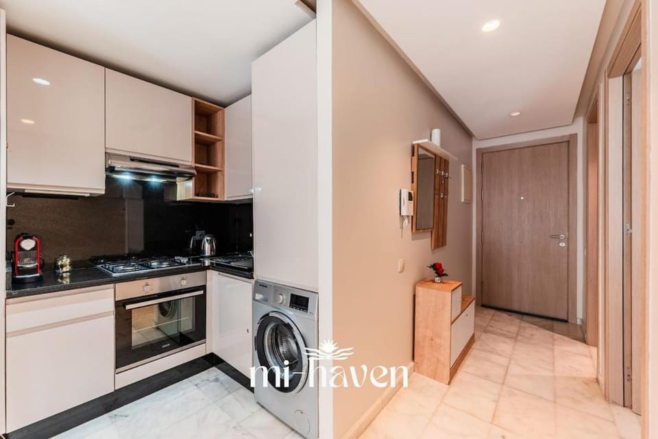 Le Sunny - Fast Wifi - 5min from CFC Apartment in Casablanca