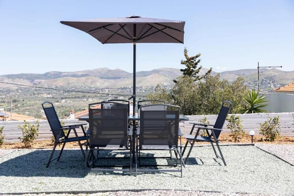 Patio, Garden, Dining area