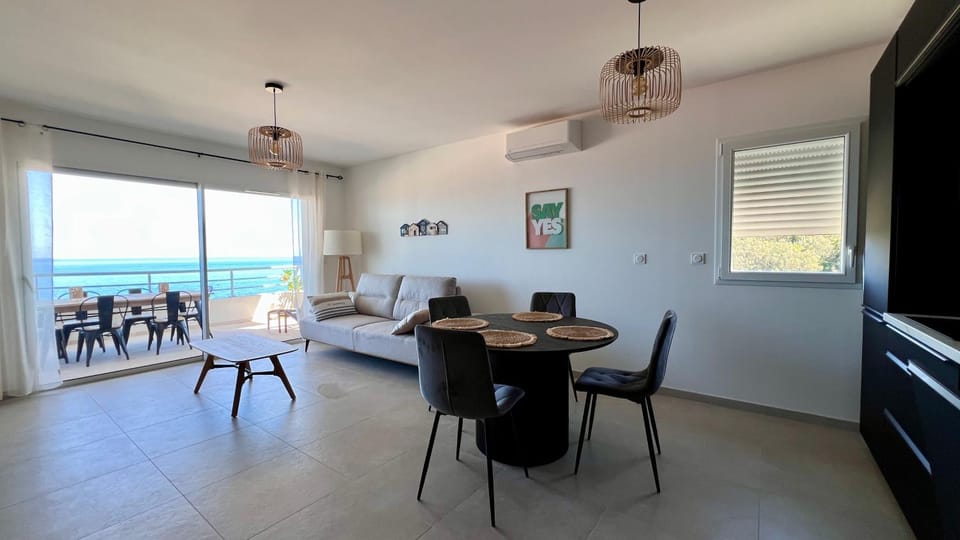 Appartement 4 personnes vue mer Apartment in Sari-Solenzara