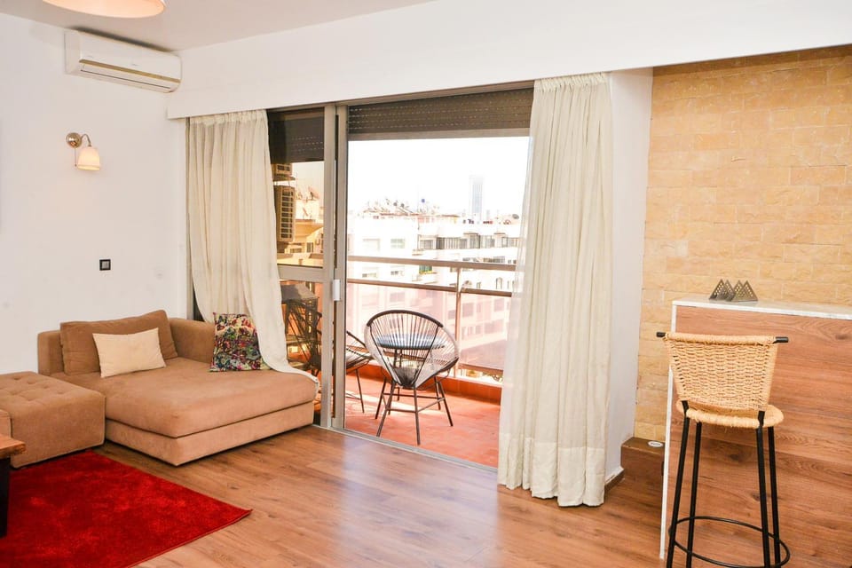 Cozy Central - Gym & Spa Services Apartment in Casablanca