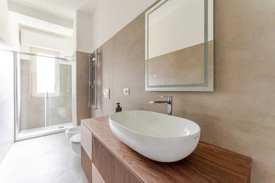 Bathroom, Bath
