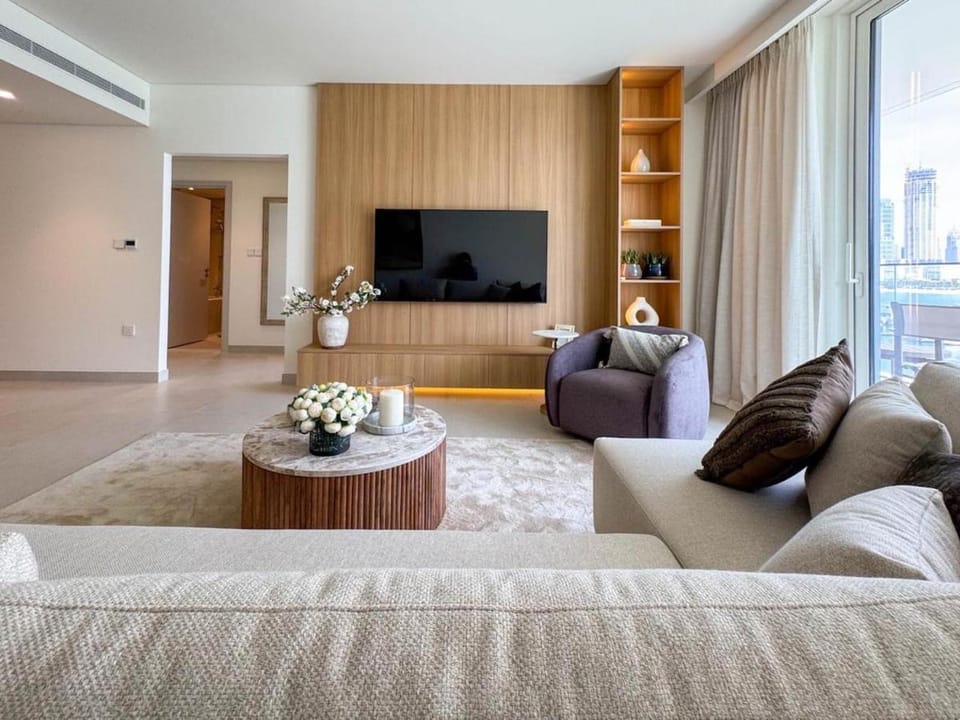 TV and multimedia, Living room, internet, air conditioner
