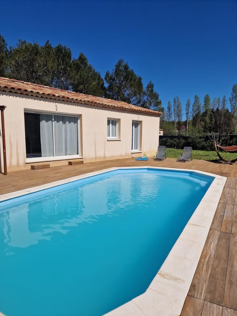 Pool view, Swimming pool, sunbed