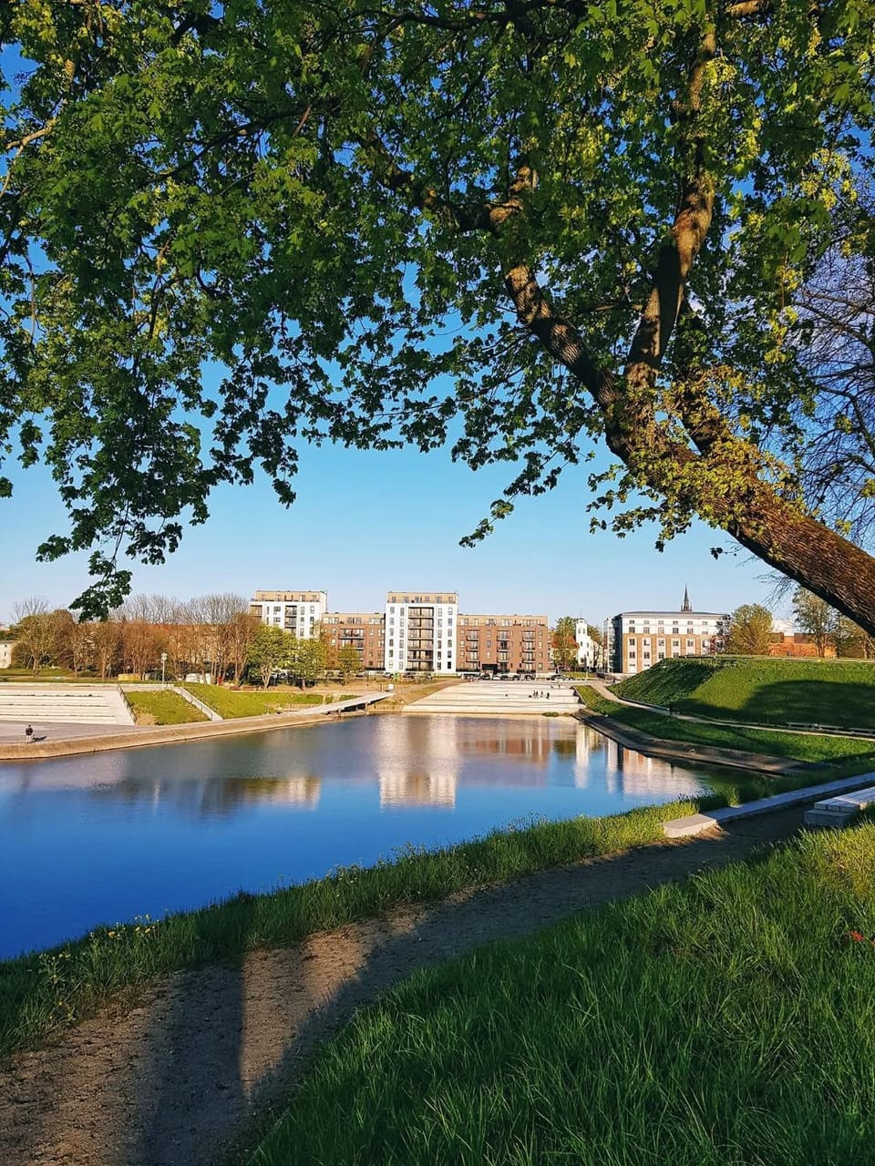Natural landscape, City view, River view