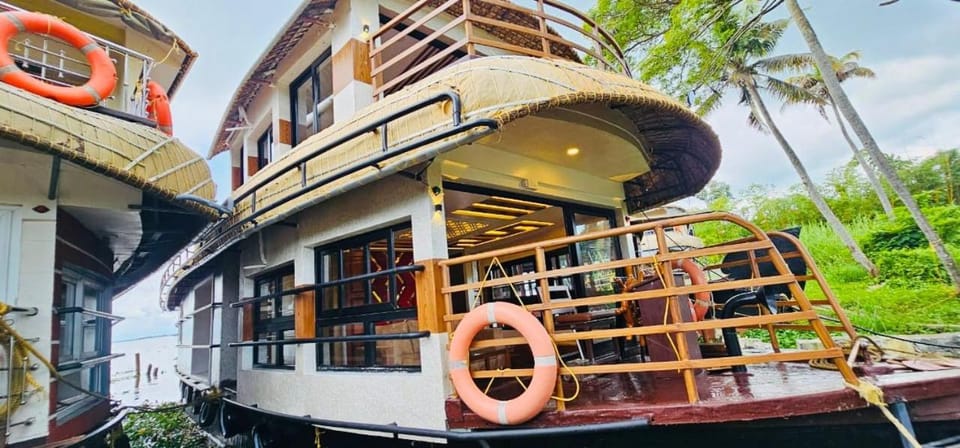 KH Houseboats Docked boat in Alappuzha