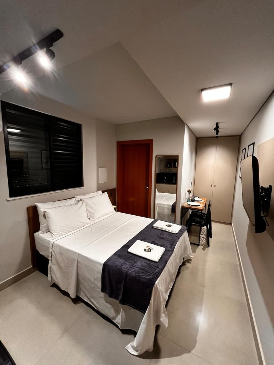 BH Suites - C07-404 Apt 1q new Cruzeiro Apartment in Belo Horizonte