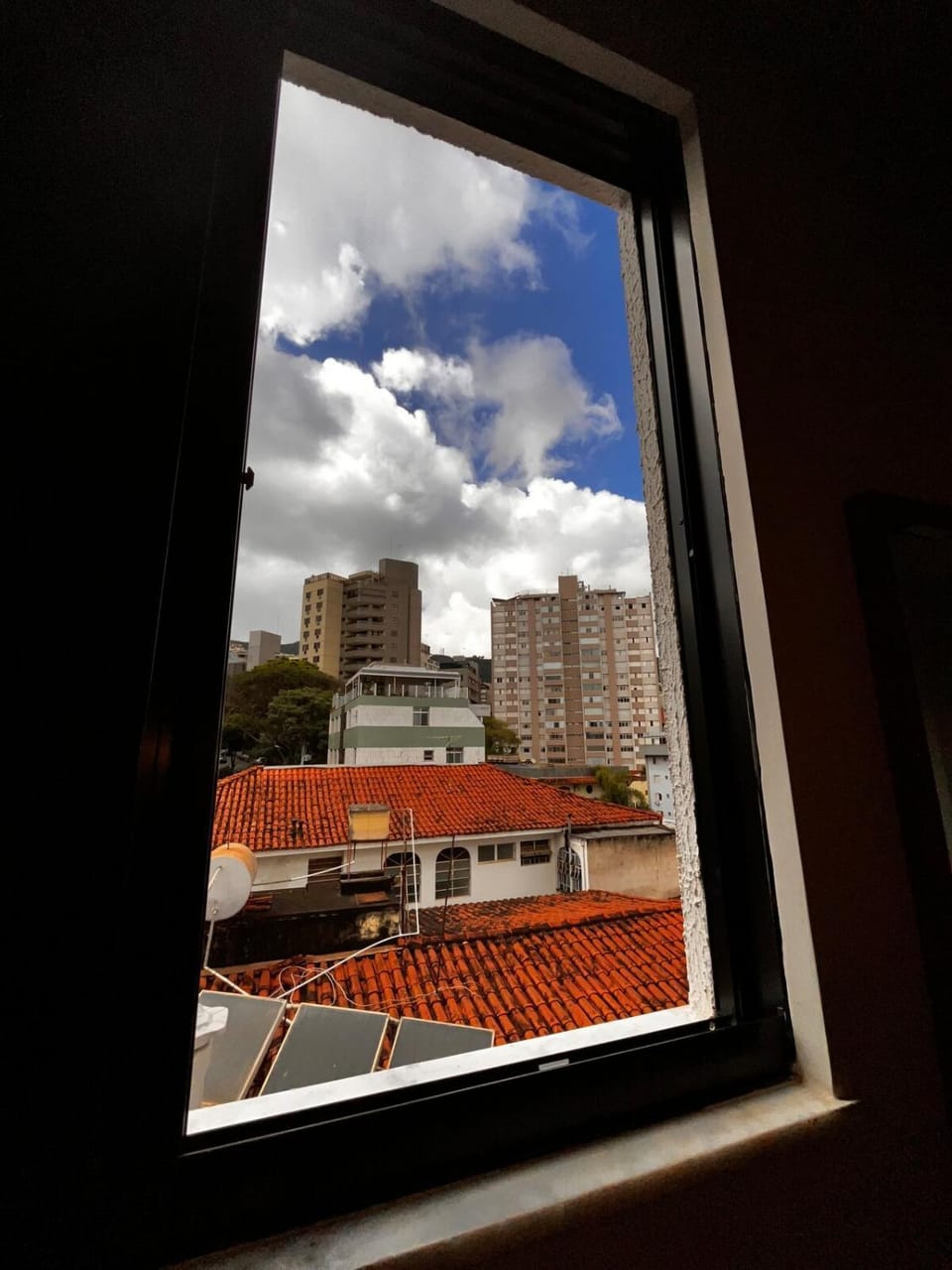BH Suites - C06-403 New Studio, 5 min Pç Bandeira - Cruzeiro Apartment in Belo Horizonte