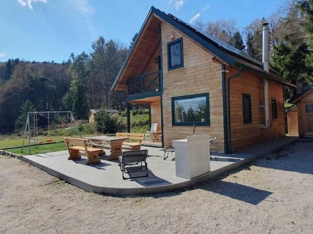 Property building, Patio, Garden