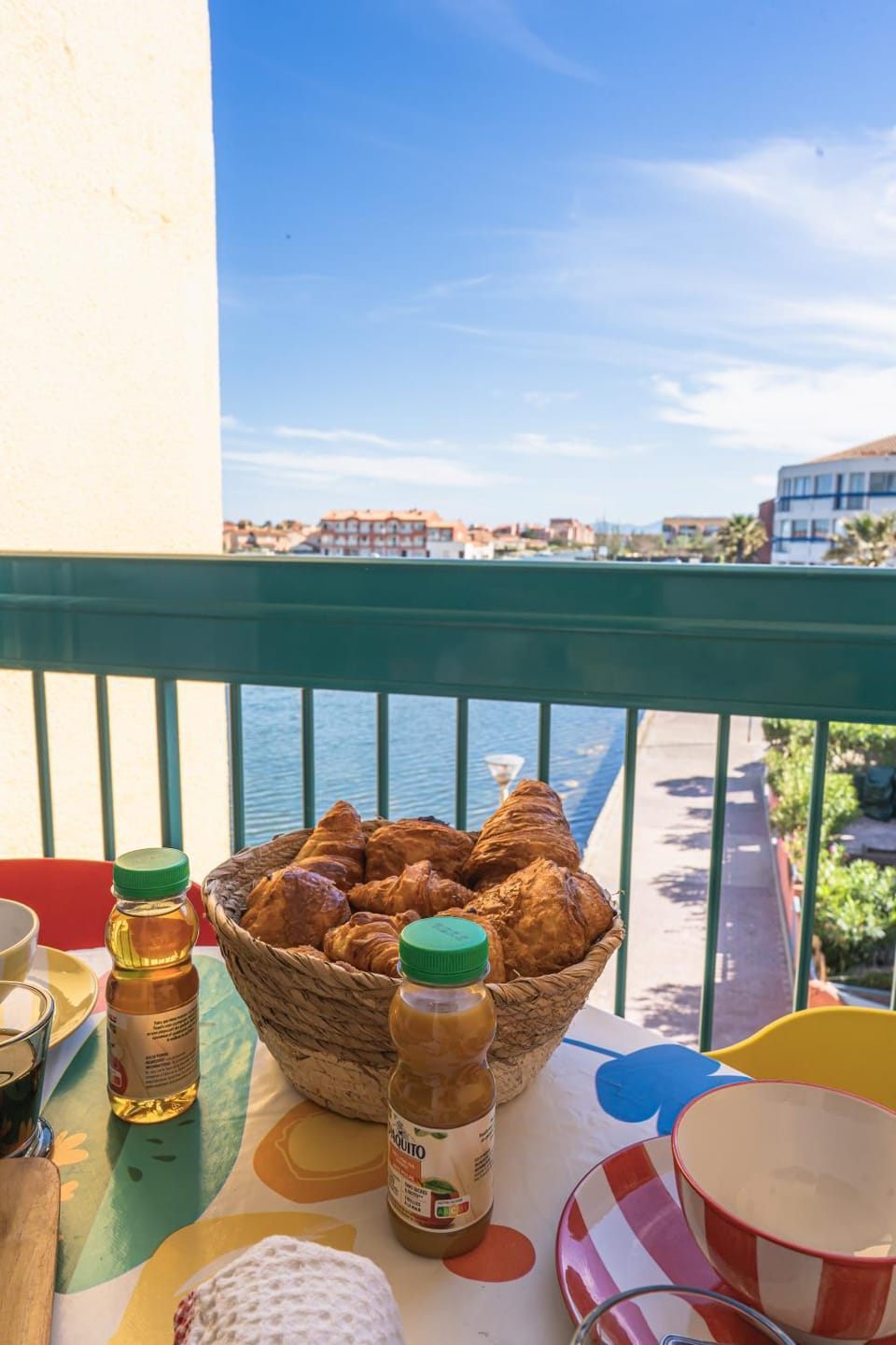Day, View (from property/room), Balcony/Terrace, Food and drinks, Dining area, Food, Breakfast, Continental breakfast