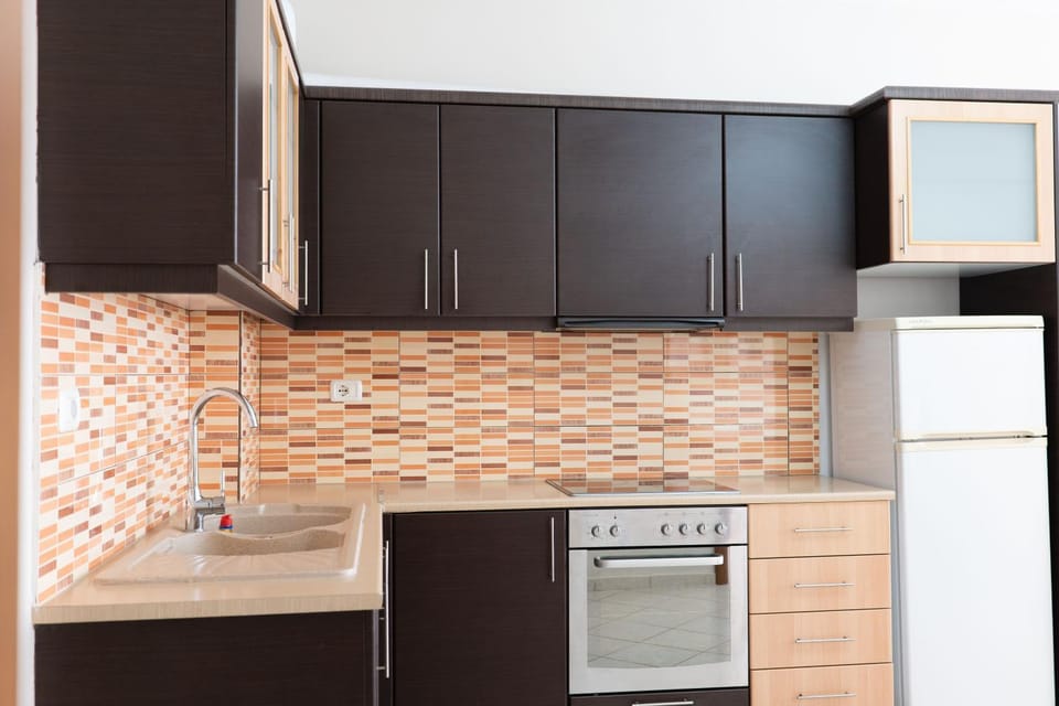 Kitchen or kitchenette, kitchen, kitchen