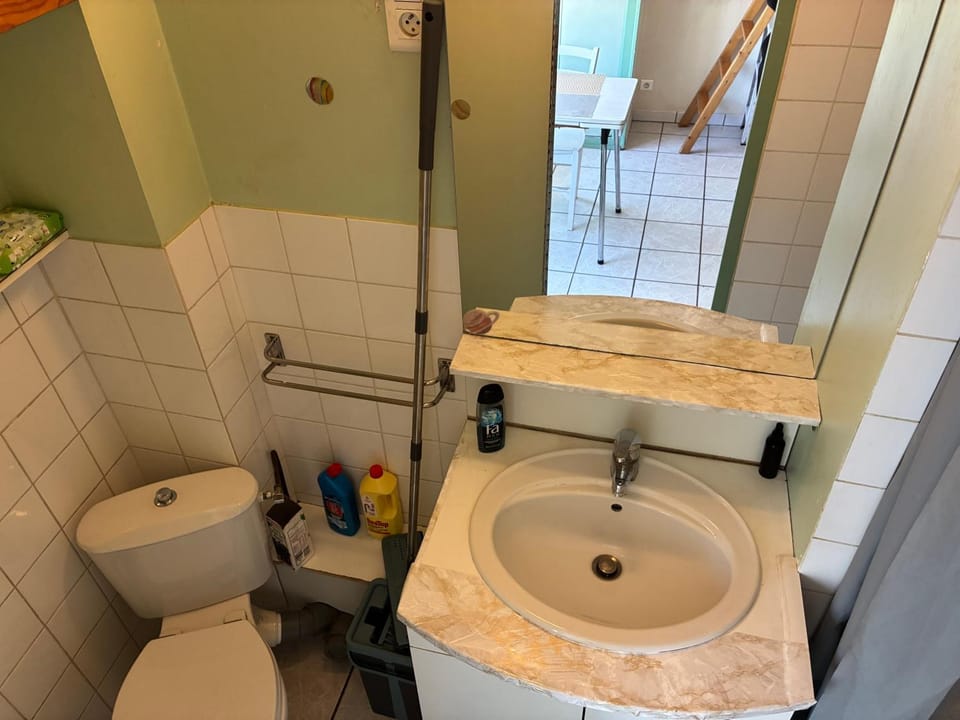 Toilet, Bathroom