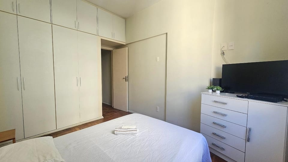Bed, TV and multimedia