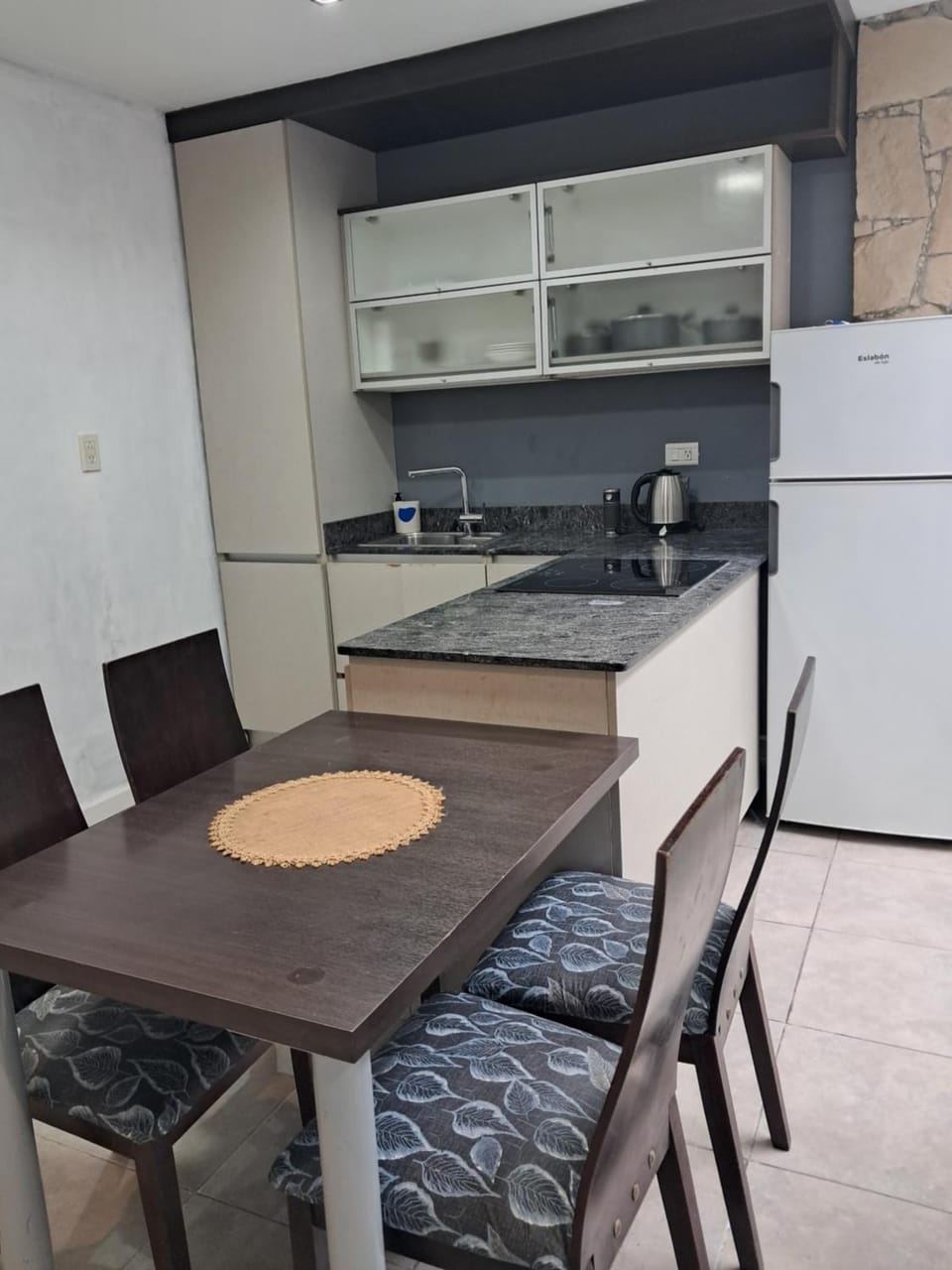 Residencial 43 House in La Plata