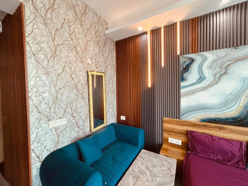 Luxury stay Bed and Breakfast in Noida