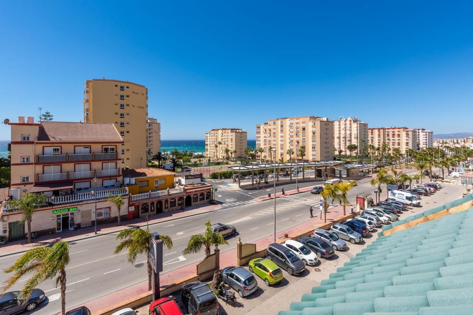 City view, Sea view, Street view