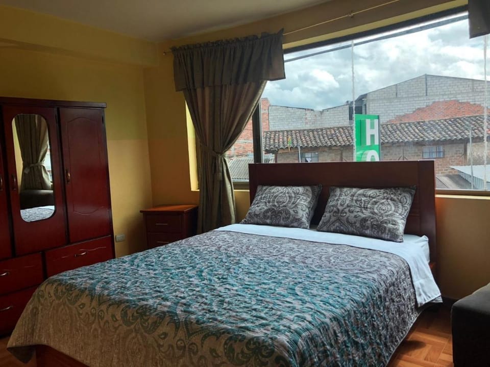Hostal acacias Bed and Breakfast in Cuenca