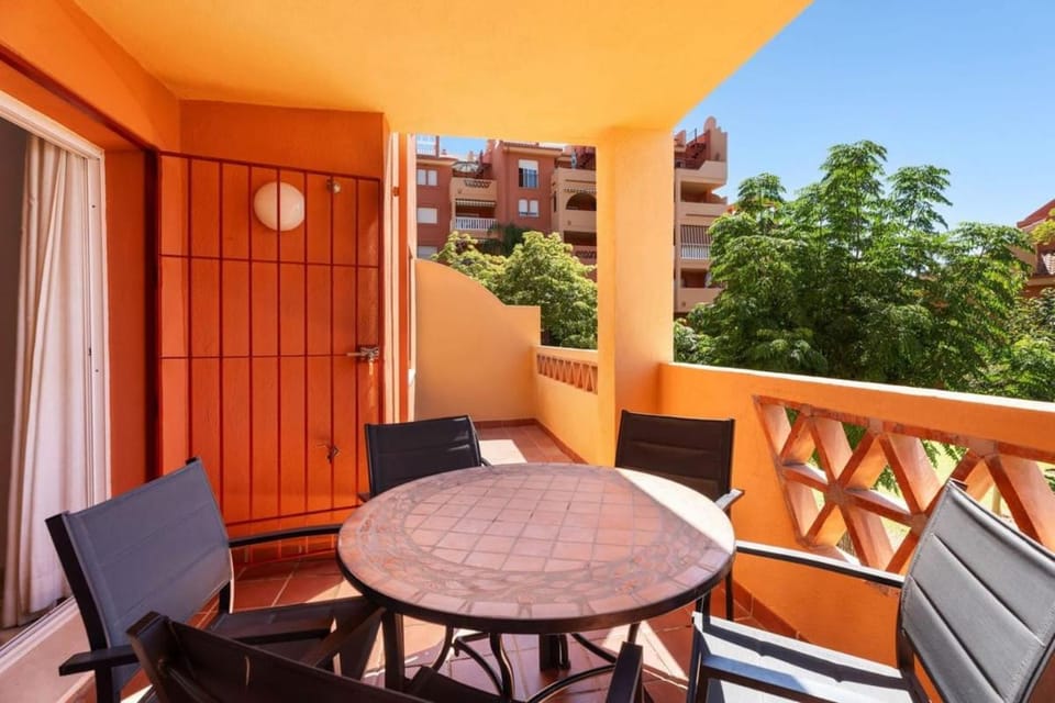 View (from property/room), Balcony/Terrace