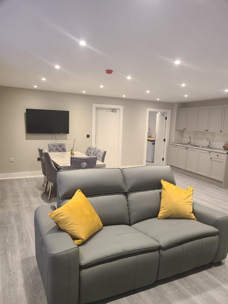 TV and multimedia, Living room