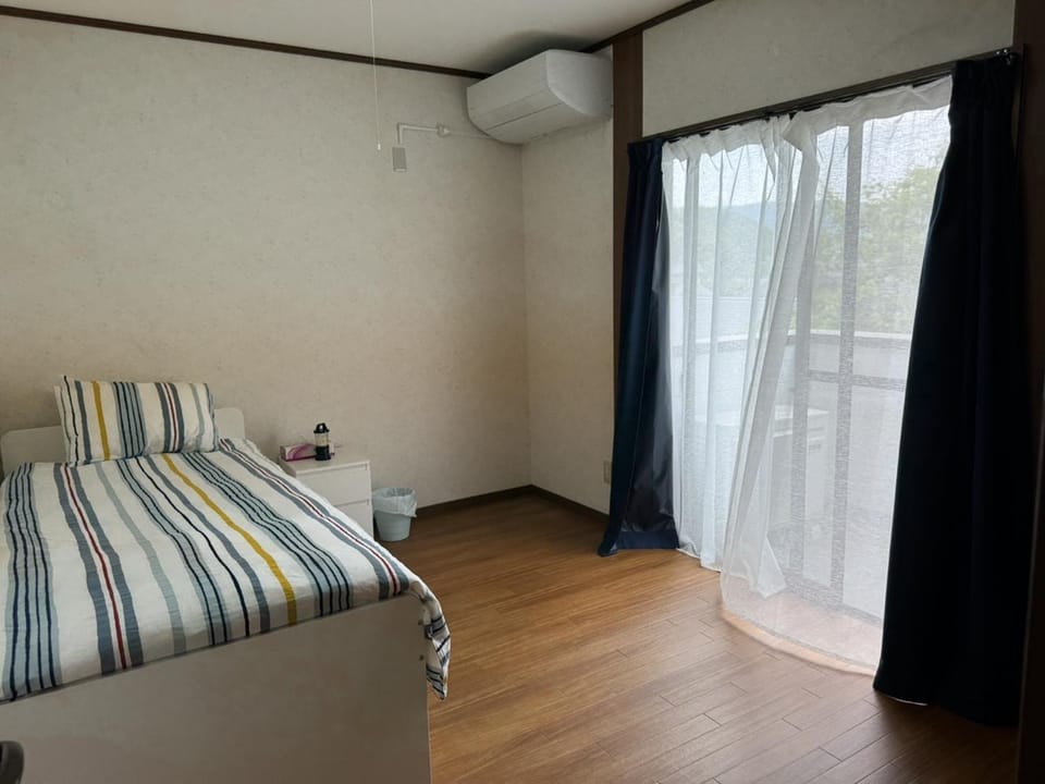 Balcony/Terrace, Bedroom, air conditioner