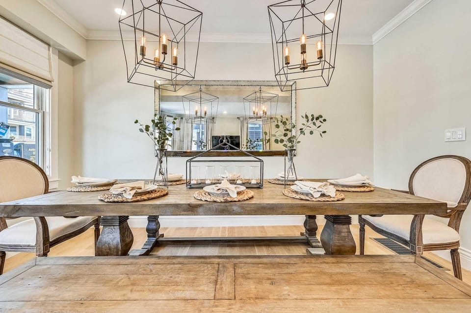 Cozy Boston Condo Near T House in Jamaica Plain