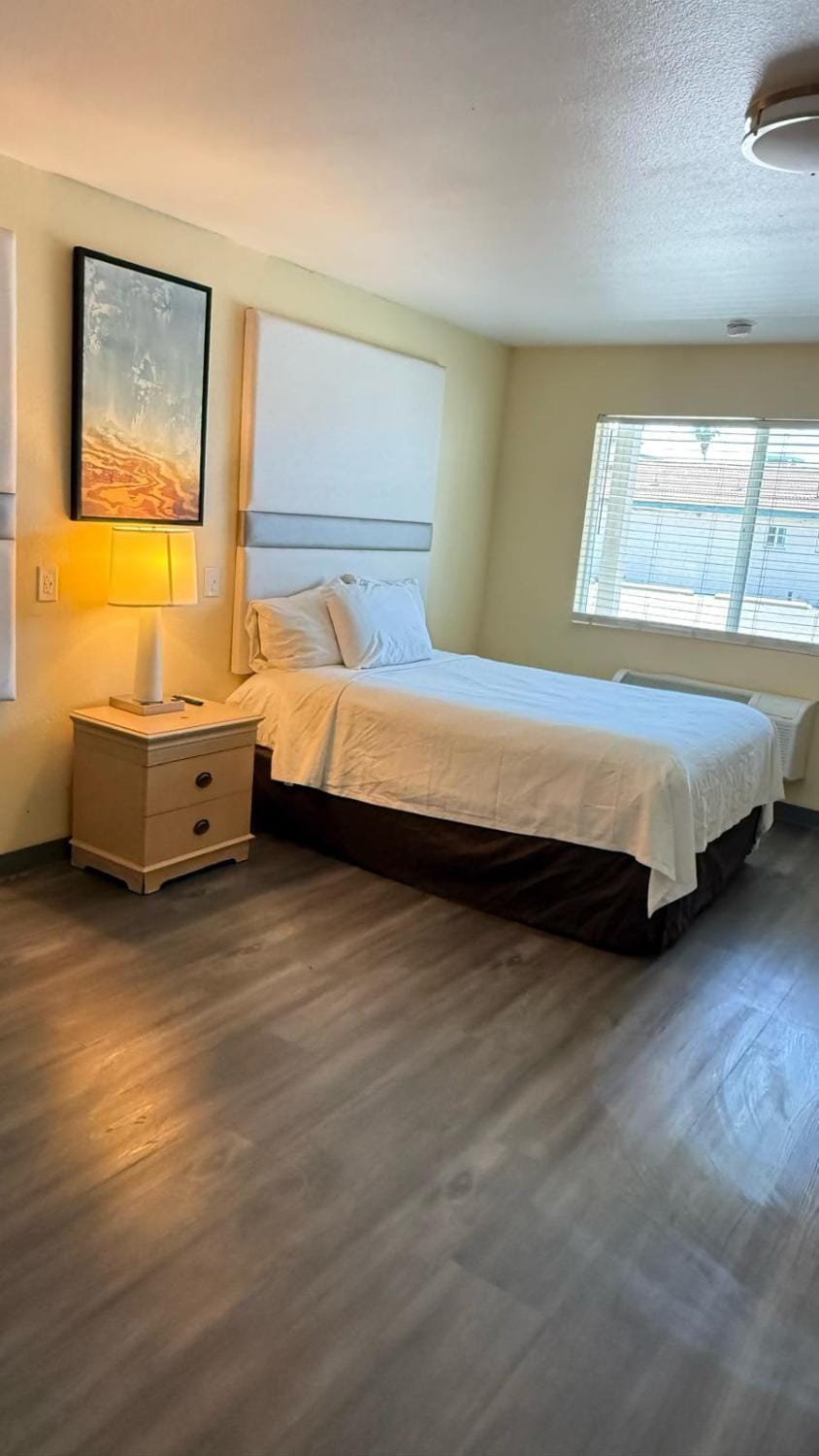 Citrus Inn & Suites Hotel in Porterville