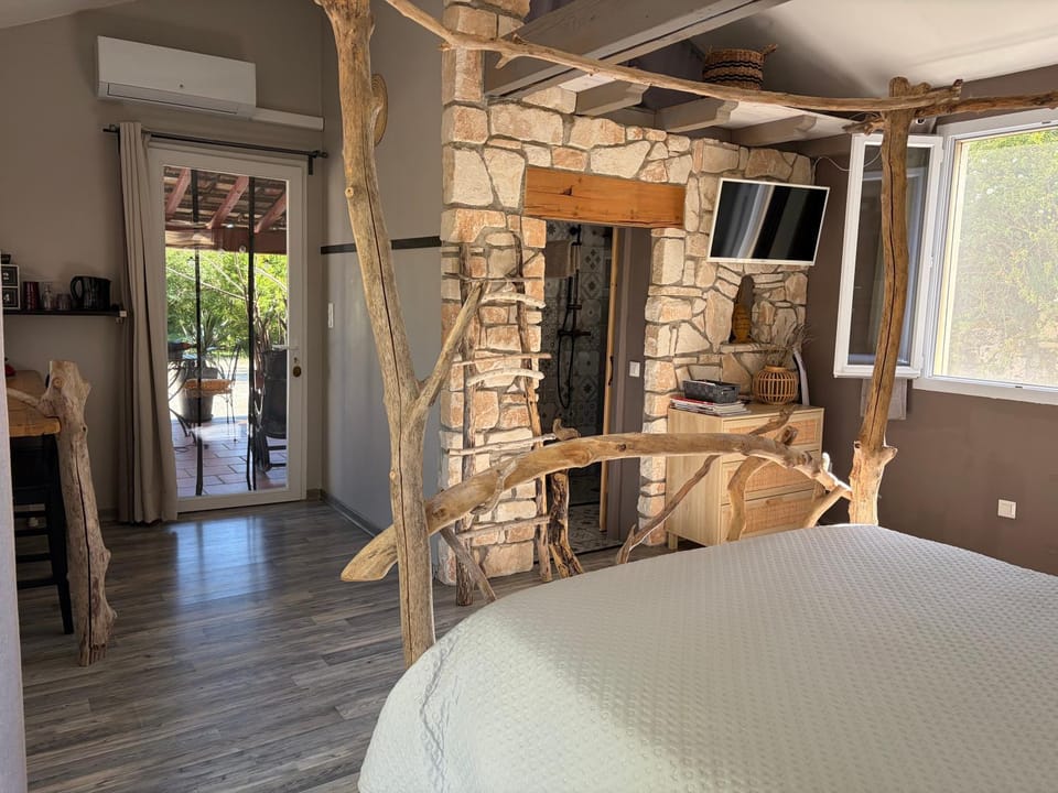 Le petit cabanon Bed and Breakfast in Provence-Alpes-Côte d'Azur