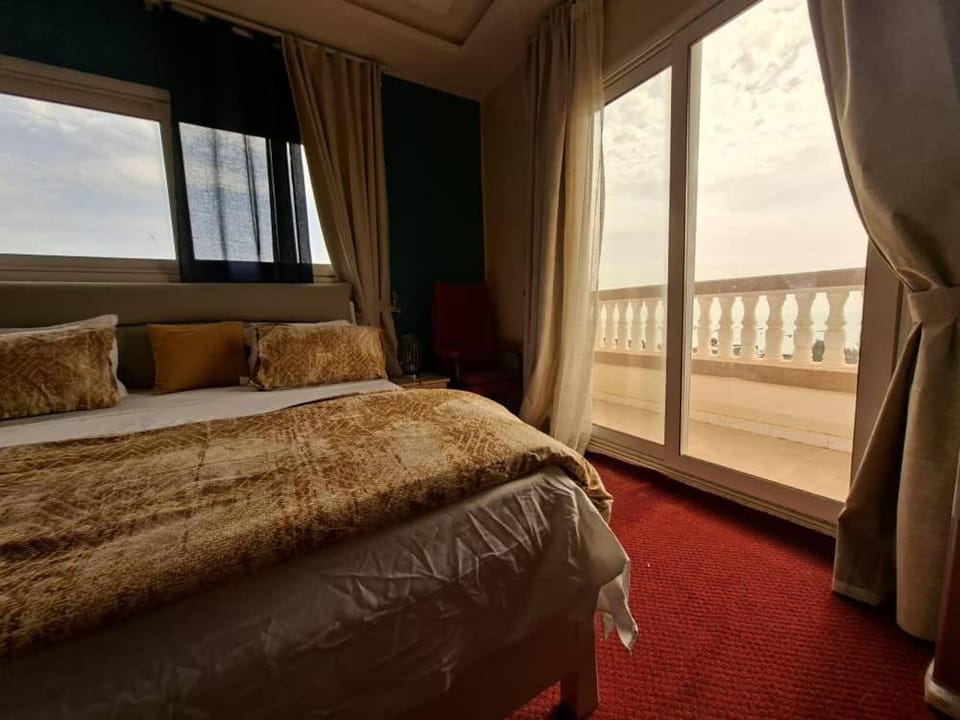 Apparthotel Le SALY Beach yenne Apartment in Dakar Region, Senegal