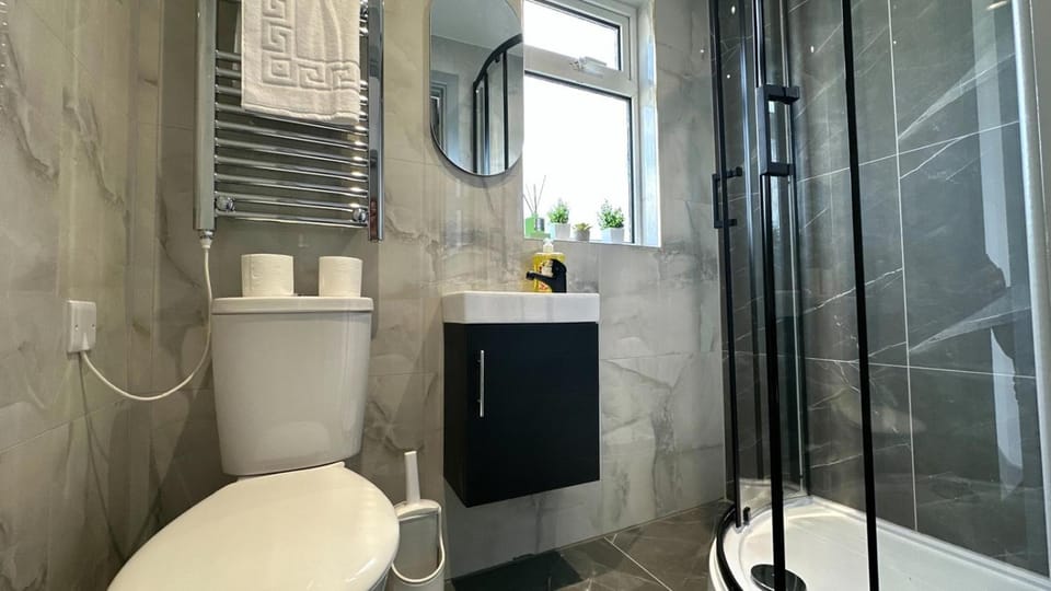 Toilet, Bathroom