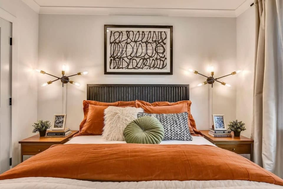Luxe Boston Condo Near T House in Jamaica Plain