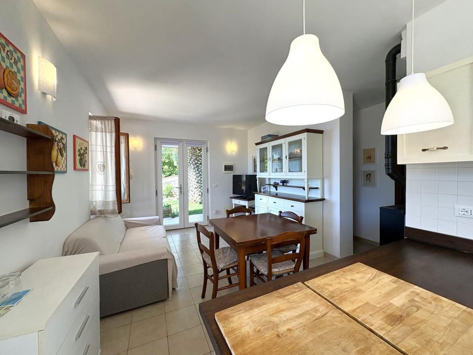 Kitchen or kitchenette, Living room, Dining area, stove