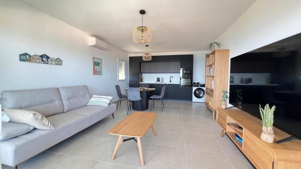 Appartement 4-5 personnes vue mer Apartment in Sari-Solenzara