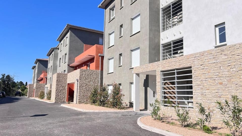 Appartement 4-5 personnes vue mer Apartment in Sari-Solenzara