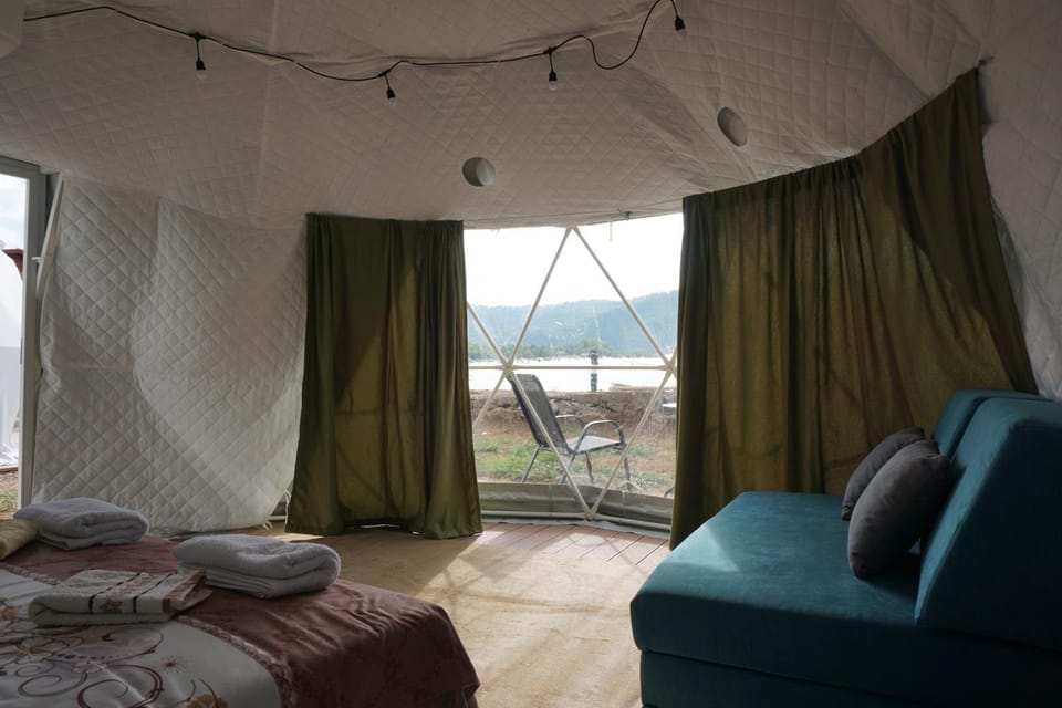 Natural landscape, Living room